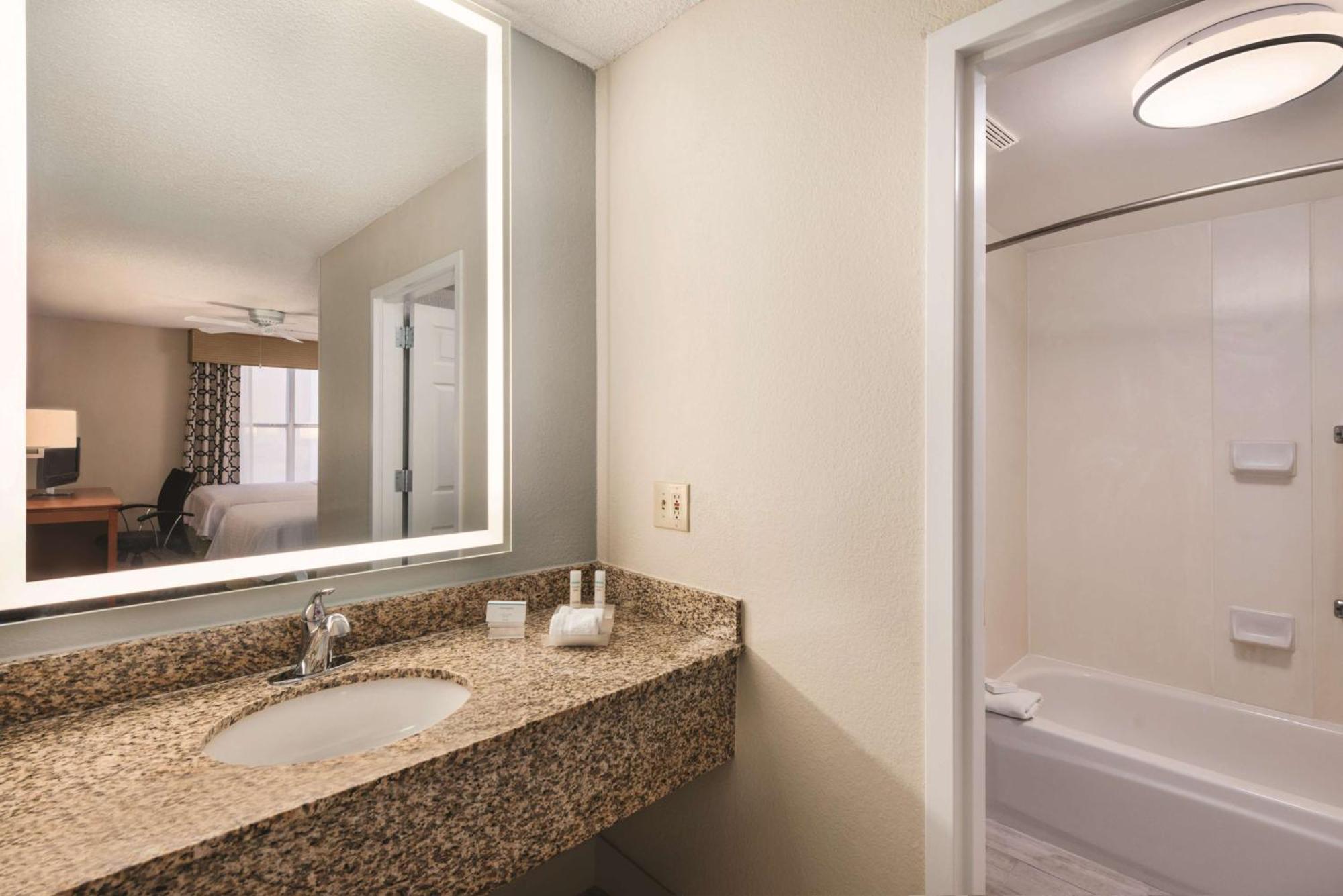 Homewood Suites By Hilton Orlando-Intl Drive/Convention Ctr Williamsburg Exterior foto